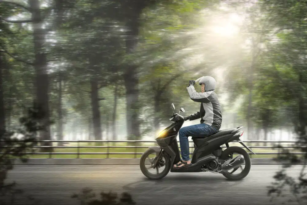 Pelindung Wajib Anda Saat Pakai Motor Matic